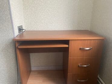 Düz masa, Polkalı, Siyirməli, Teksturalı laminat lalafo.az -da Düz masa, Polkalı, Siyirməli, Teksturalı laminat