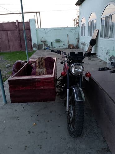 Yan qoşqulu motosiklet - Yan qoşqulu, üçtəkərli konstruksiya: sağ lalafo.az -da Yan qoşqulu motosiklet - Yan qoşqulu, üçtəkərli konstruksiya: sağ