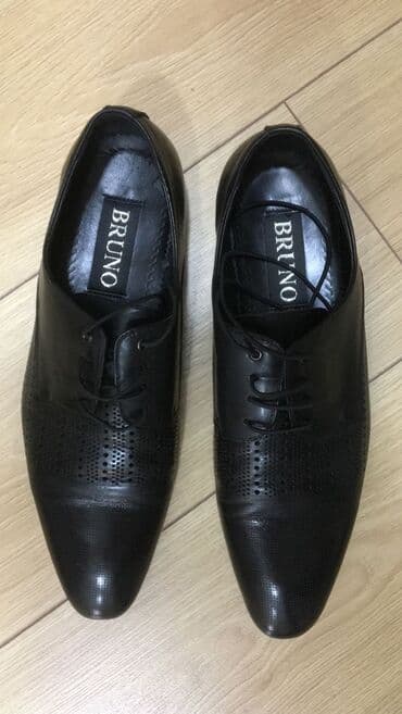 Kişi ayaqqabisi, temiz deridir, Turkiyenindir. 2 defe toya geyilib lalafo.az -da Kişi ayaqqabisi, temiz deridir, Turkiyenindir. 2 defe toya geyilib