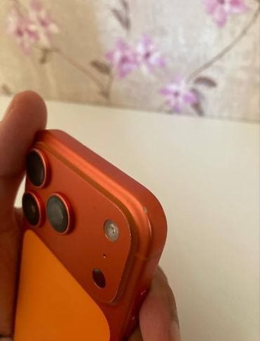 IPhone 17 Pro Max, 256 GB, Natural Titanium, Face ID lalafo.az -da IPhone 17 Pro Max, 256 GB, Natural Titanium, Face ID