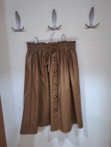Qadın ətəyi – karamel/qəhvəyi rəngdə eko‑dəri (süni dəridir). - lalafo.az -da Qadın ətəyi – karamel/qəhvəyi rəngdə eko‑dəri (süni dəridir). -