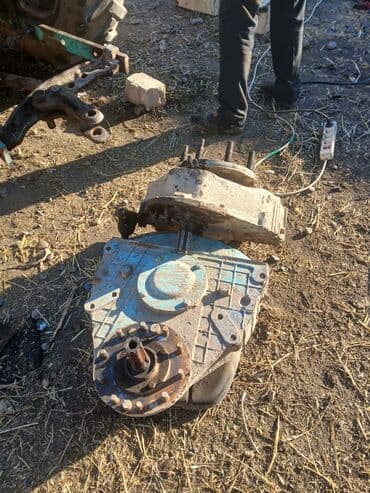 Kənd təsərrüfatı texnikası üçün bölmə: reduktor/ötürücü qutu komplekti lalafo.az -da Kənd təsərrüfatı texnikası üçün bölmə: reduktor/ötürücü qutu komplekti