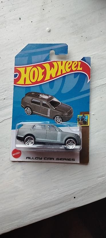Land Rover, 2025 год, 1:64, Железо, Платная доставка at lalafo.az Land Rover, 2025 год, 1:64, Железо, Платная доставка