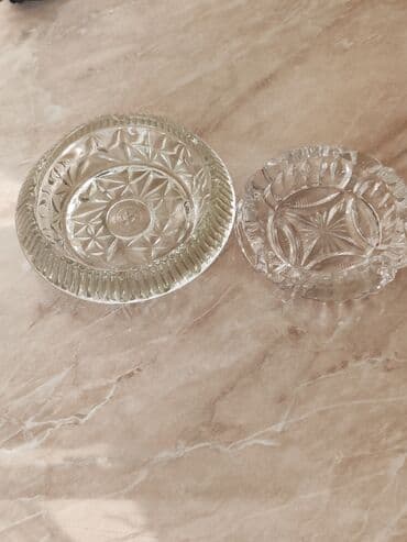 Xrustal Külqabı satılır. 2 ədəddir. Böyük olan 12 manat. Ağırdır lalafo.az -da Xrustal Külqabı satılır. 2 ədəddir. Böyük olan 12 manat. Ağırdır