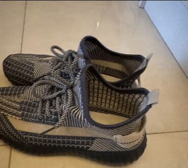 İdman ayaqqabıları dəsti - Model 1: Yüngül, nəfəsalan tekstil lalafo.az -da İdman ayaqqabıları dəsti - Model 1: Yüngül, nəfəsalan tekstil