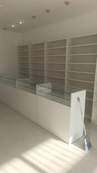 Ağ rəngli vitrin və rəf sistemi - Mağaza üçün nəzərdə tutulmuş lalafo.az -da Ağ rəngli vitrin və rəf sistemi - Mağaza üçün nəzərdə tutulmuş