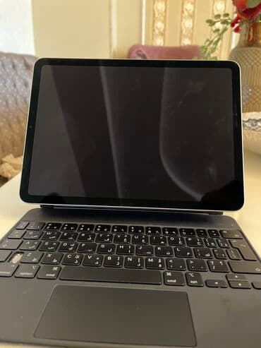 Ipad air 4 64 GB M1 Çipi Var 2-3il əvvəl dubaydan magic keyboardla lalafo.az -da Ipad air 4 64 GB M1 Çipi Var 2-3il əvvəl dubaydan magic keyboardla