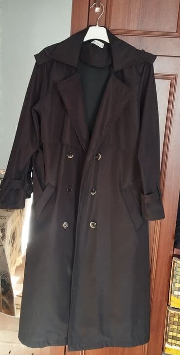 Qara trençkot – klassik ikiqat düyməli model - Rəng: qara - Uzunluq lalafo.az -da Qara trençkot – klassik ikiqat düyməli model - Rəng: qara - Uzunluq