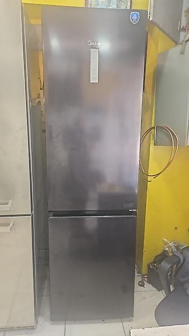 Midea iki qapılı soyuducu (alt kamera dondurucu) - Rəng: inox/qara lalafo.az -da Midea iki qapılı soyuducu (alt kamera dondurucu) - Rəng: inox/qara