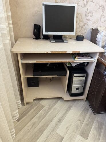 Kompüter masası, İşlənmiş lalafo.az -da Kompüter masası, İşlənmiş