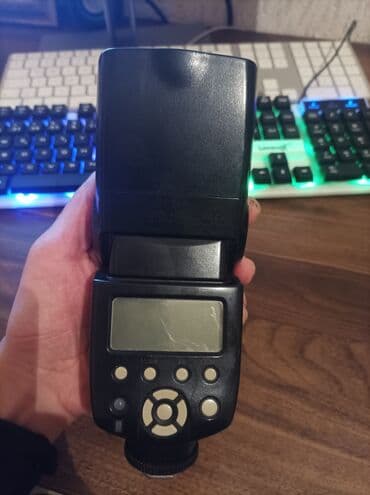 Yongnuo YN565EX sürətli fotoaparat flaşı sadece. filasin 20 azn xerci lalafo.az -da Yongnuo YN565EX sürətli fotoaparat flaşı sadece. filasin 20 azn xerci
