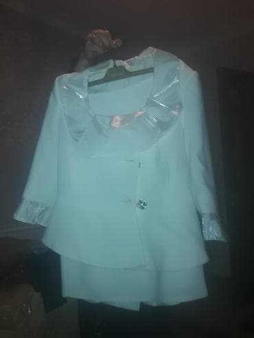 Kostyum
Paltar lalafo.az -da Kostyum
Paltar