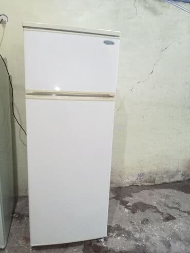 Soyuducu iki qapılı tam işləkdir əla soyudur heç bir problemi yoxdur lalafo.az -da Soyuducu iki qapılı tam işləkdir əla soyudur heç bir problemi yoxdur