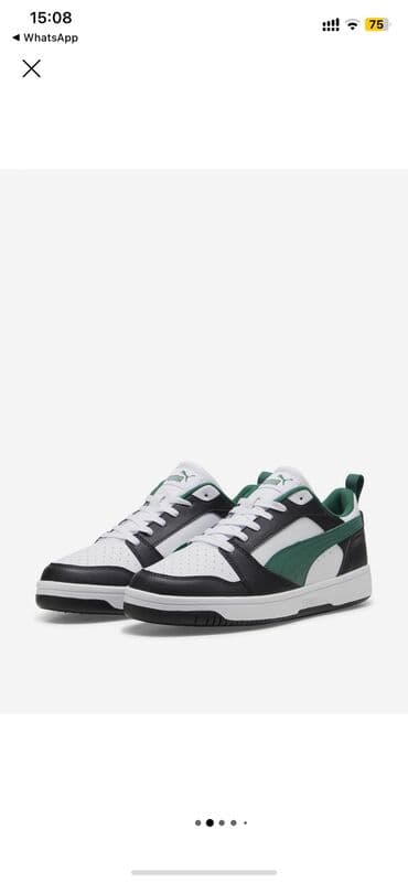 Puma Rebound V6 Low.
6/10 vəziyyətdədir.
100% originaldır lalafo.az -da Puma Rebound V6 Low.
6/10 vəziyyətdədir.
100% originaldır