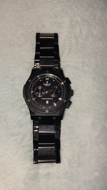 Original saatdi 180 azn. Endirim istiyen mumkundu lalafo.az -da Original saatdi 180 azn. Endirim istiyen mumkundu