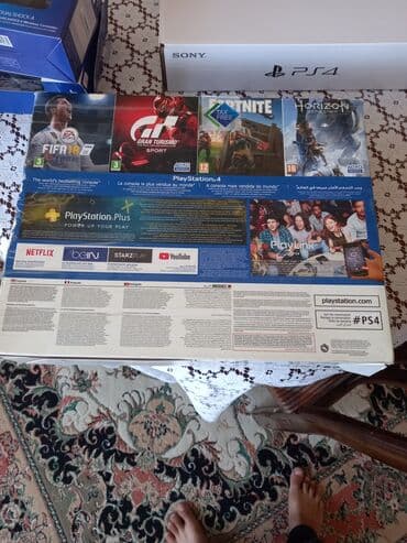 PS 4 .yaxşi veziyyetde .oyunlarida var. 3 eded jostiki lalafo.az -da PS 4 .yaxşi veziyyetde .oyunlarida var. 3 eded jostiki