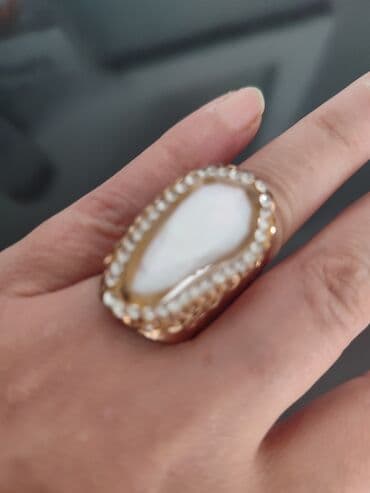 Üzük lalafo.az -da Üzük