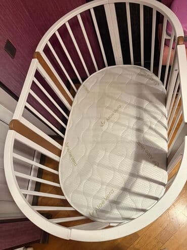 Oğlan və qız üçün, Yumru, Beşik, Dəstsiz, Matras ilə, Yellənmə mexanizmsiz lalafo.az -da Oğlan və qız üçün, Yumru, Beşik, Dəstsiz, Matras ilə, Yellənmə mexanizmsiz