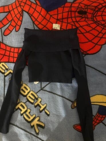 Qara rəngli qadın bluz/kofta - Model: çiyinləri açıq, ofşoulder (eni lalafo.az -da Qara rəngli qadın bluz/kofta - Model: çiyinləri açıq, ofşoulder (eni