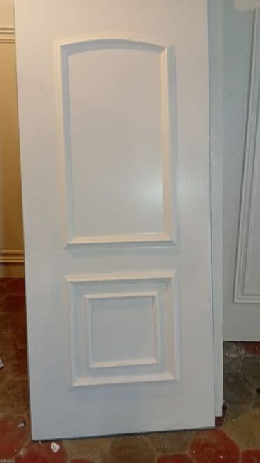 Bunker qapıları: Ağ rəngdə klassik panelli plastik qapılar Məhsulun təsviri: - lalafo.az -da — 3 Bunker qapıları: Ağ rəngdə klassik panelli plastik qapılar Məhsulun təsviri: - — 3