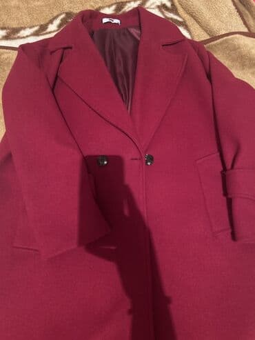 Qadın palto – bordo rəng 38 razmer oversızedı 3-4 defe geyınılıb 110 lalafo.az -da Qadın palto – bordo rəng 38 razmer oversızedı 3-4 defe geyınılıb 110