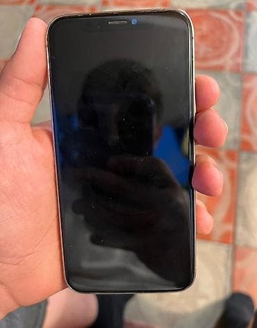 IPhone X, Gümüşü lalafo.az -da IPhone X, Gümüşü