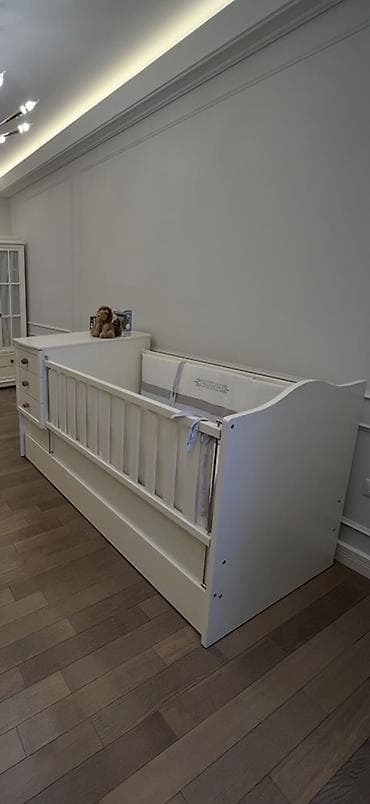 Oğlan və qız üçün, İşlənmiş, Beşik, Dolab, Komod, Tumba lalafo.az -da Oğlan və qız üçün, İşlənmiş, Beşik, Dolab, Komod, Tumba