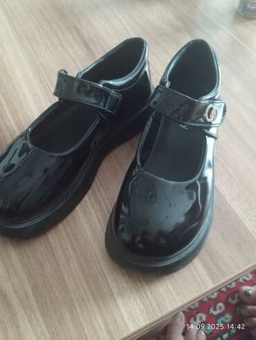 Yeni ayaqqabı satılır alınıb amma geyinmilmi
yib lalafo.az -da Yeni ayaqqabı satılır alınıb amma geyinmilmi
yib