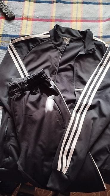 Adidas idman kostyumu – gödəkcə və şalvardan ibarət dəst - Rəng lalafo.az -da Adidas idman kostyumu – gödəkcə və şalvardan ibarət dəst - Rəng