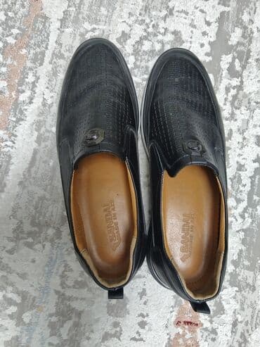 Sandal Brendinin Dəri Ayaqqabısı satılır 150 Azn Alınıb 15 Azn Satılır lalafo.az -da Sandal Brendinin Dəri Ayaqqabısı satılır 150 Azn Alınıb 15 Azn Satılır