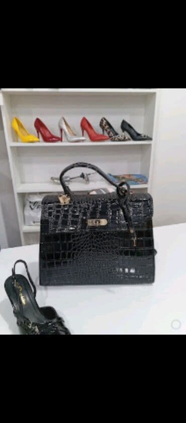 Əl çantası lalafo.az -da Əl çantası