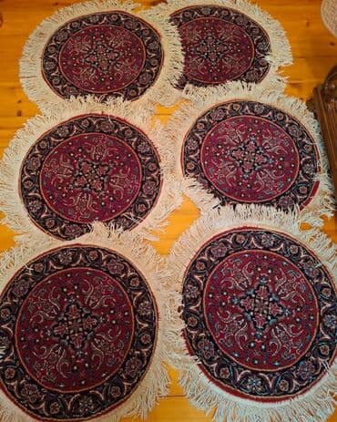 Stullar üçün İşlənmiş Xovlu rəng - Qırmızı Yataq örtüyü, Ünvandan götürmə lalafo.az -da Stullar üçün İşlənmiş Xovlu rəng - Qırmızı Yataq örtüyü, Ünvandan götürmə