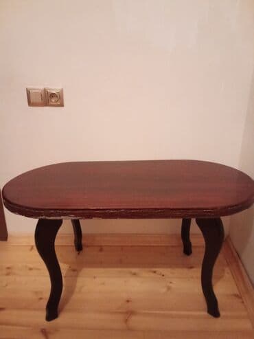 Oval masa, Açılmayan, Təkərsiz, Taxta, Ünvandan götürmə lalafo.az -da Oval masa, Açılmayan, Təkərsiz, Taxta, Ünvandan götürmə
