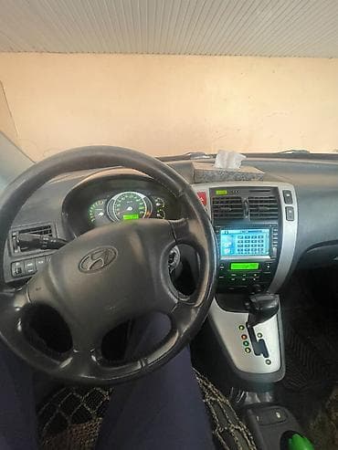 Hyundai miniven/sedanın salonundan görüntülər. Texniki göstəricilər lalafo.az -da Hyundai miniven/sedanın salonundan görüntülər. Texniki göstəricilər