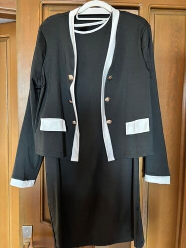 Qadın dəsti – qara don və uyğun jaket - Rəng: qara, ağ kontrast lalafo.az -da Qadın dəsti – qara don və uyğun jaket - Rəng: qara, ağ kontrast