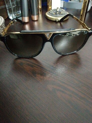 Gün eynəyi, Louis Vuitton, Yeni lalafo.az -da Gün eynəyi, Louis Vuitton, Yeni