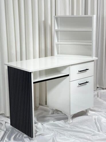 Ağ rəngdə, müasir dizaynlı iş/oxu masası. - Geniş masaüstü – laptop lalafo.az -da Ağ rəngdə, müasir dizaynlı iş/oxu masası. - Geniş masaüstü – laptop