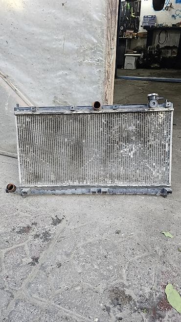 Avtomobil radiyatoru. BYD F3 avtomobili üçün.Deşiyi və yaxud su axıdan lalafo.az -da Avtomobil radiyatoru. BYD F3 avtomobili üçün.Deşiyi və yaxud su axıdan