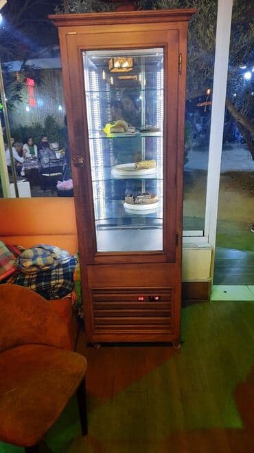 Resdoran kafe uçun ideal teze vitrindi tecili deyerinden aşağı qiymətə lalafo.az -da Resdoran kafe uçun ideal teze vitrindi tecili deyerinden aşağı qiymətə