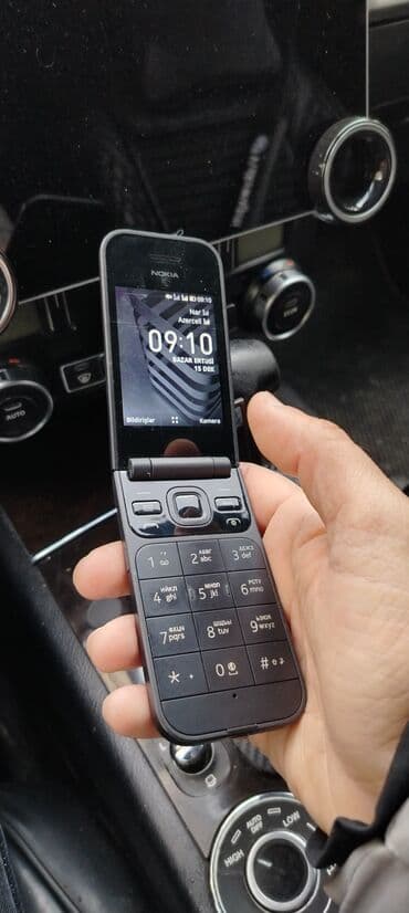 Nokia 2760 Flip, < 2 GB Memory Capacity, rəng - Qara, Düyməli lalafo.az -da Nokia 2760 Flip, < 2 GB Memory Capacity, rəng - Qara, Düyməli