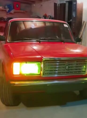 Qırmızı klassik sedan – VAZ/Lada 2107 Xüsusiyyətlər: - Kuzov: 4 lalafo.az -da Qırmızı klassik sedan – VAZ/Lada 2107 Xüsusiyyətlər: - Kuzov: 4