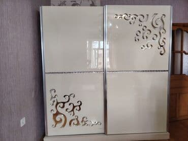 İşlənmiş, Kupe, 2 qapılı Düz dolab, Qarderob, paltar dolabı lalafo.az -da İşlənmiş, Kupe, 2 qapılı Düz dolab, Qarderob, paltar dolabı