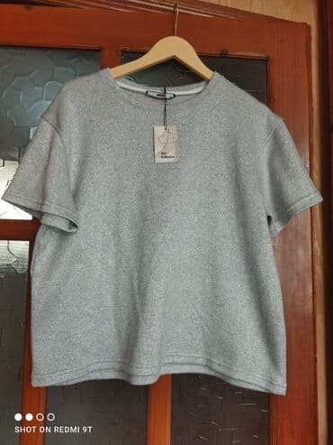 Yenidir. Etiketlidir. olcu-42(44 olcuyed yaxsi qalar). dartinan lalafo.az -da Yenidir. Etiketlidir. olcu-42(44 olcuyed yaxsi qalar). dartinan