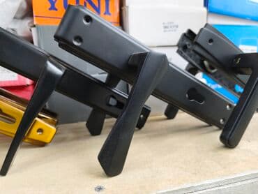 Qapı tutacağı və mexanizm dəsti - Material: metal korpus, möhkəm lalafo.az -da Qapı tutacağı və mexanizm dəsti - Material: metal korpus, möhkəm