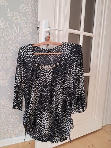 Кофта выходная, новая в упаковке.
Цена: 15 м lalafo.az -da Кофта выходная, новая в упаковке.
Цена: 15 м