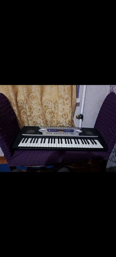 Elektron sintezator/klaviatura - Təxminən 61 klavişli tam ölçülü lalafo.az -da Elektron sintezator/klaviatura - Təxminən 61 klavişli tam ölçülü