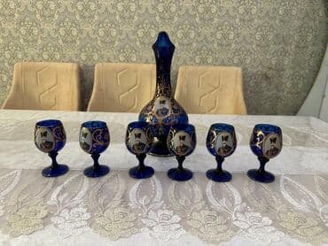 Mavi kobalt şüşədən hazırlanmış dekorativ içki dəsti. - Tərkib: 1 lalafo.az -da Mavi kobalt şüşədən hazırlanmış dekorativ içki dəsti. - Tərkib: 1