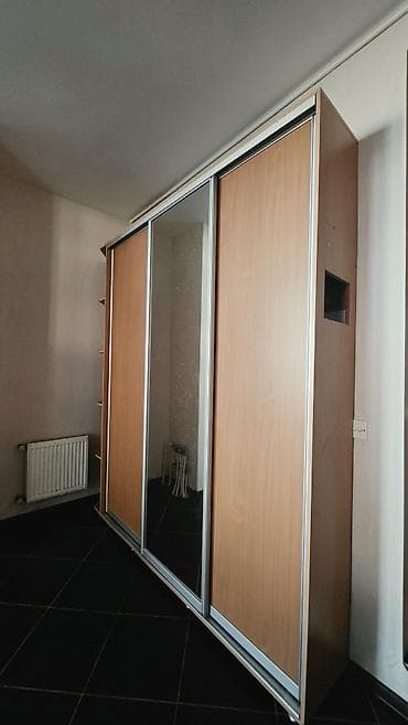 İşlənmiş, 3 qapılı, Güzgülü, Bej, Kupe, Düz dolab lalafo.az -da İşlənmiş, 3 qapılı, Güzgülü, Bej, Kupe, Düz dolab