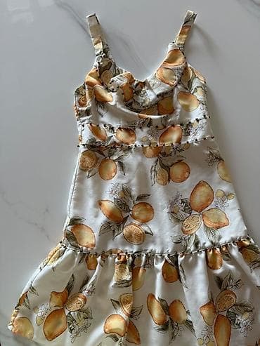 Uşaq paltarı – sitrus (portağal/limon) printli, nazik və yüngül parça lalafo.az -da Uşaq paltarı – sitrus (portağal/limon) printli, nazik və yüngül parça