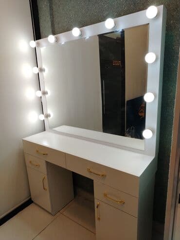 Açılmayan, Dördbucaq masa lalafo.az -da Açılmayan, Dördbucaq masa